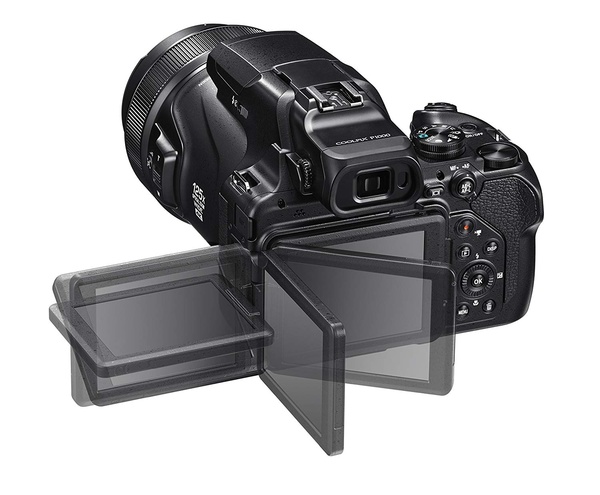 Камера Nikon Coolpix P1000